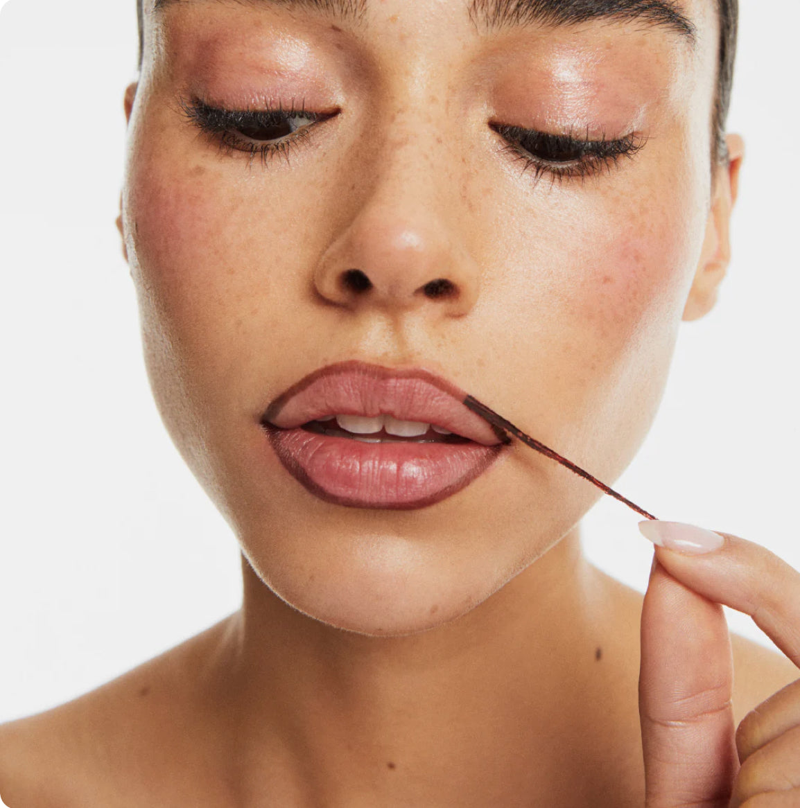 Contour encre à lèvre